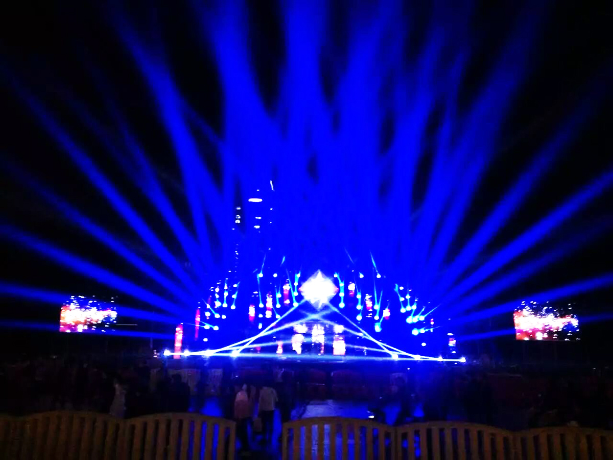 �V���ݳ����(d��ng)�߄���˾�ṩ��2016�Ϻ�ǧ������(chu��ng)������(l��)��(ji��)�����p��4