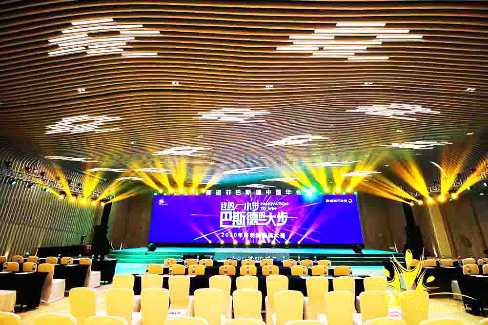 ���(hu��)���(d��ng)����˹�����(hu��)�߄�